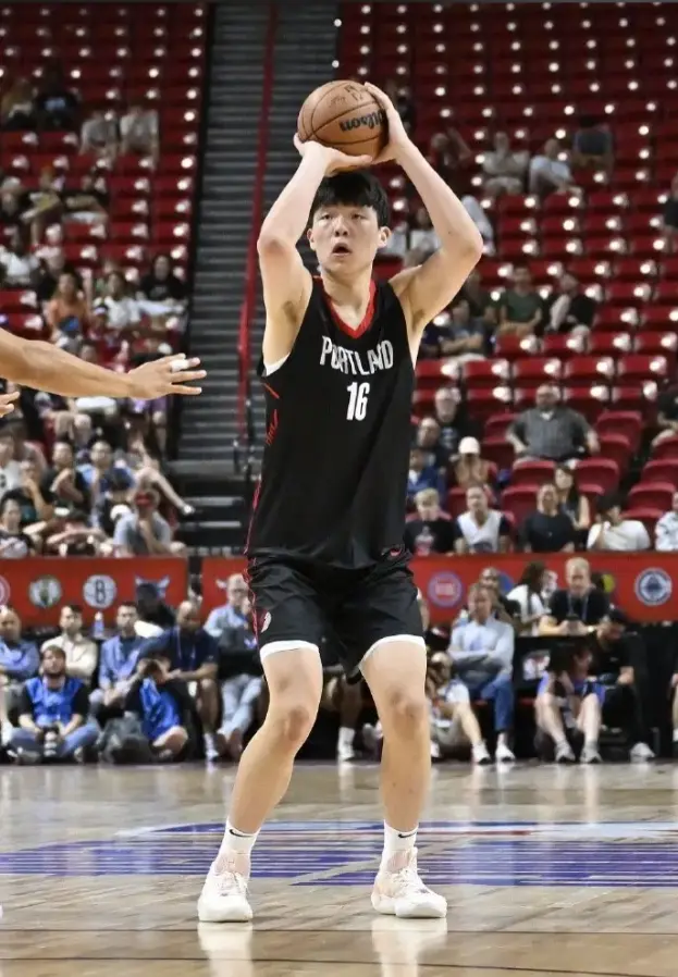 篮球赛场本, 赞杨瀚森, 决定 篮球赛场本, 赞杨瀚森, 决定